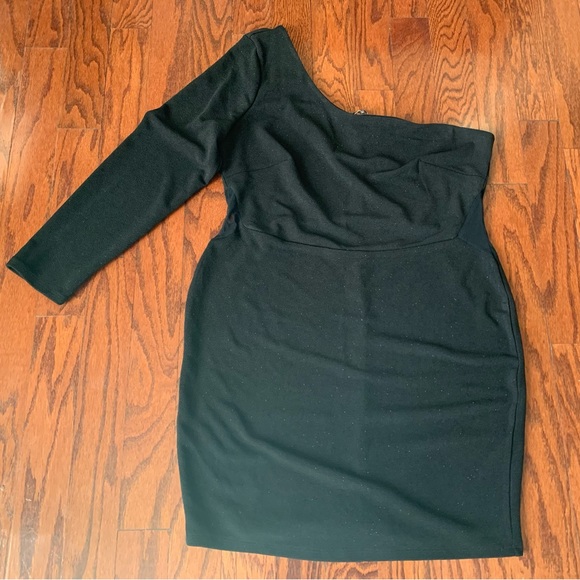 Charlotte Russe Dresses & Skirts - Charlotte Russe One Hand Bodycon Black Dress Size 2XL